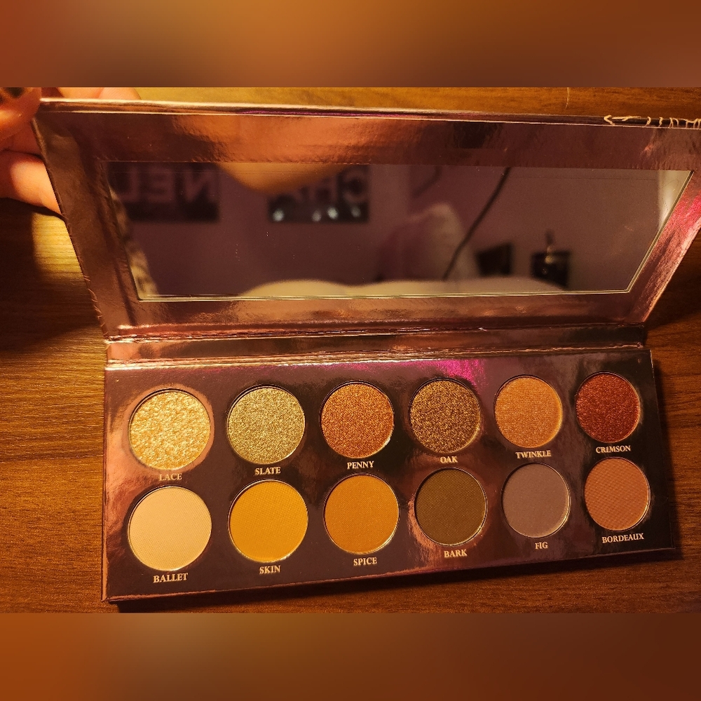🩷 Girlactik Essentials Palette Makeup Brand New
